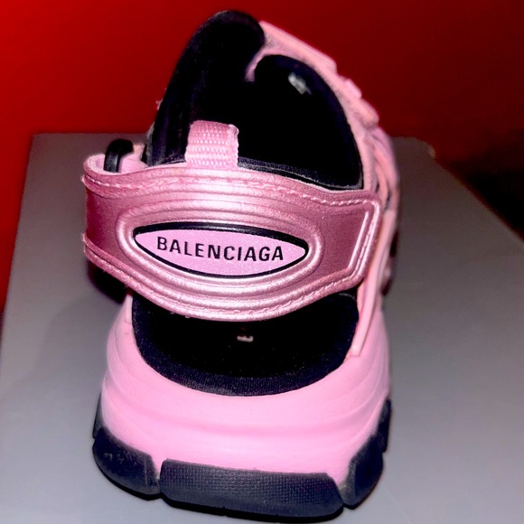 - Toddler balenciaga size 11 worn twice in good condition - Picture 2 of 5